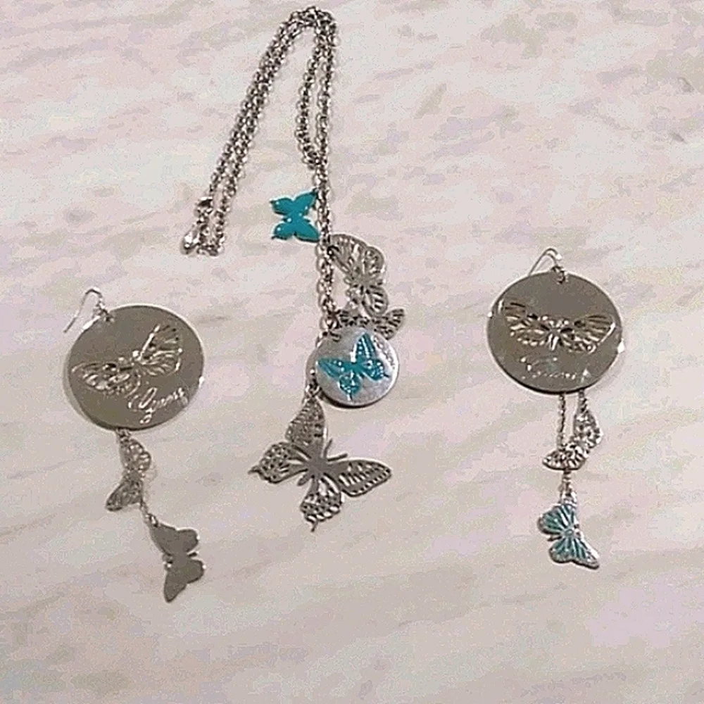 Dangling Butterfly Necklace & Earrings Set